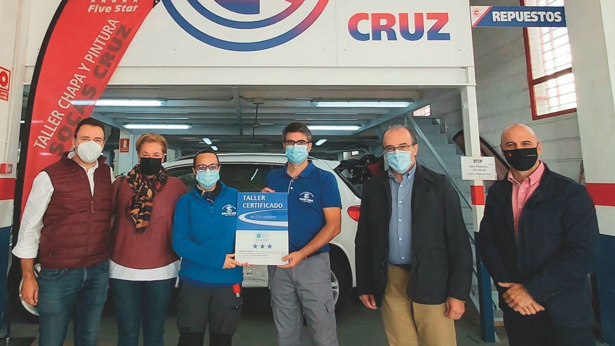 Socas Cruz, taller de la red Five Star de Cromax, lleva el certificado Centro Zaragoza a las Islas Canarias